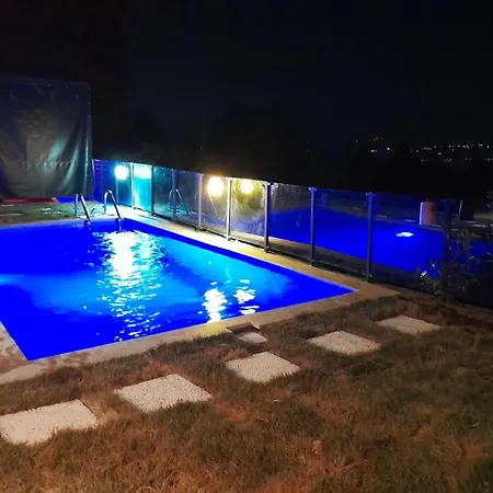 Happyhouse Three-room, Sw Pool With View, B1 Chalet